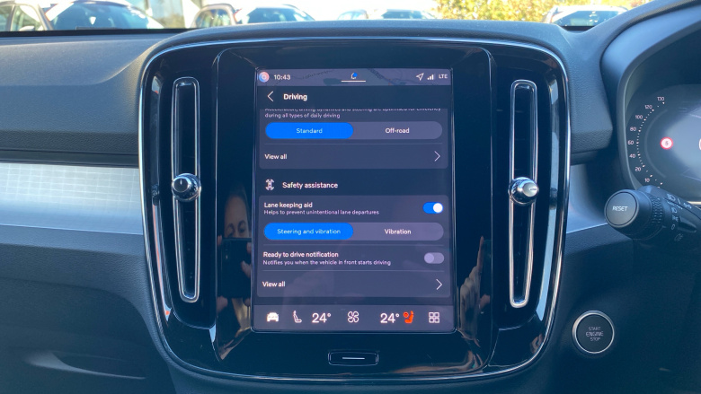 Volvo XC40 2.0 B3P Plus Black Edition 5dr Auto Petrol Estate